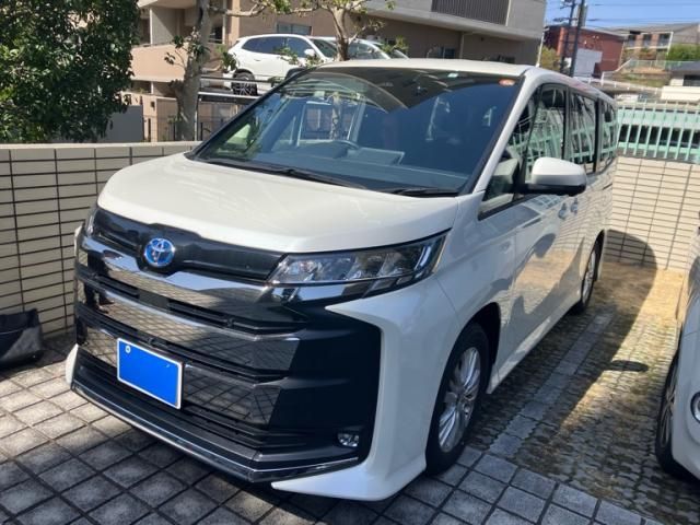 Japanese used car Ref# 1527041 TOYOTA / NOAH HYBRID