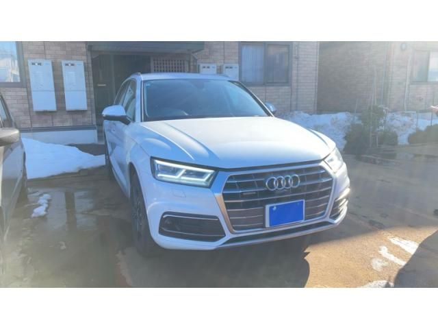 AUDI / AUDI Q5