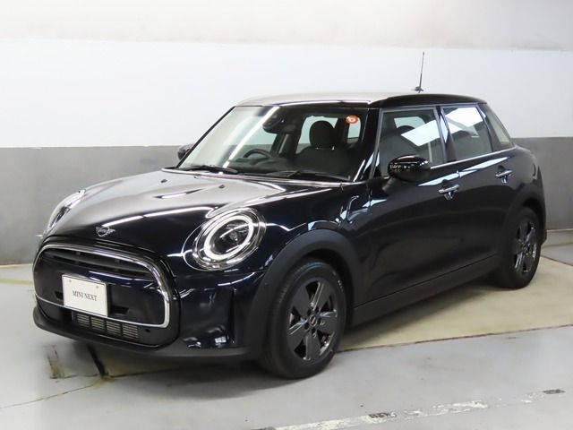 Japanese used car Ref# 1527558 BMW / MINI COOPER D 5DOOR