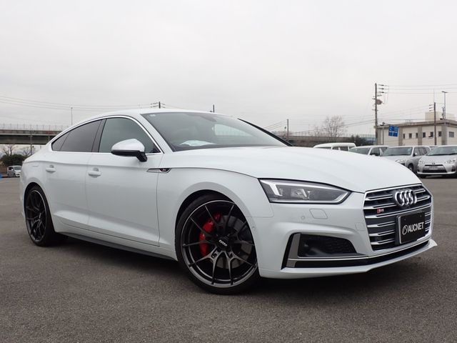 AUDI / AUDI S5 SPORTBACK