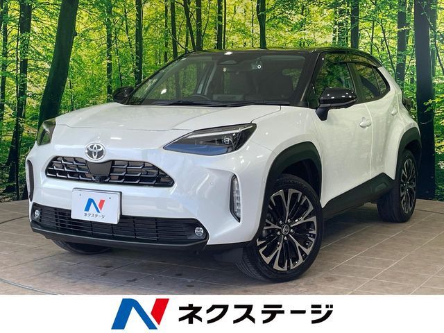 TOYOTA / YARIS CROSS HYBRID
