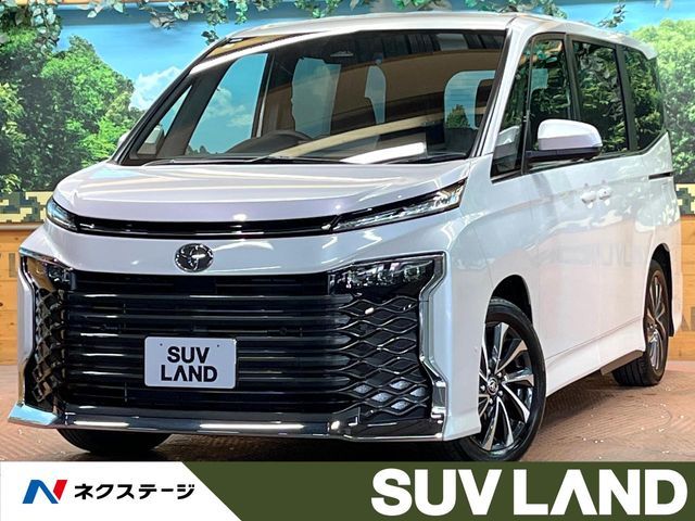 TOYOTA / VOXY HYBRID