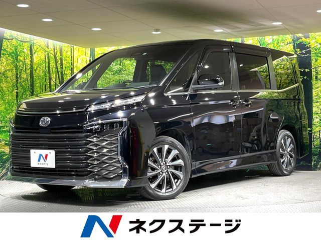 TOYOTA / VOXY