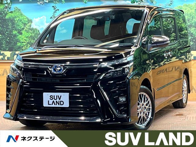 TOYOTA / VOXY HYBRID