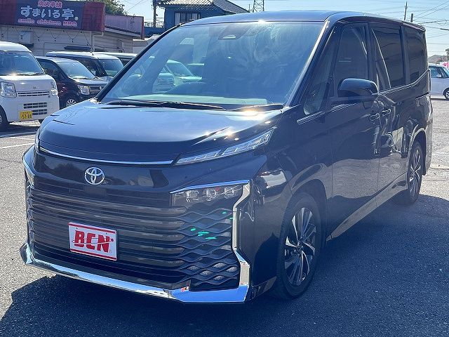 TOYOTA / VOXY