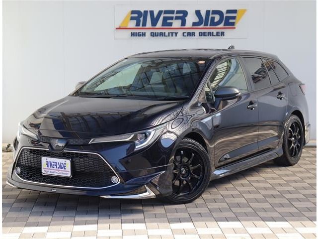 TOYOTA / COROLLA TOURING HYBRID