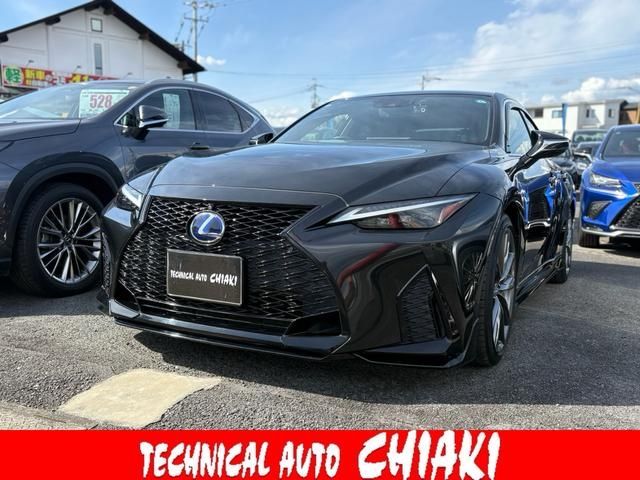 TOYOTA / LEXUS IS300h