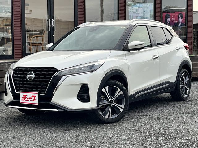 NISSAN / KICKS