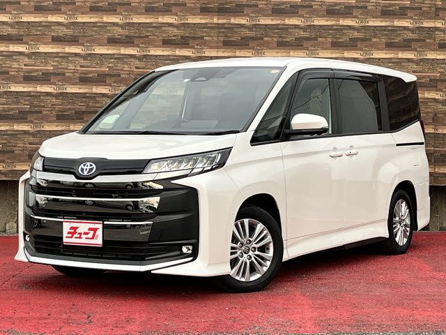 TOYOTA / NOAH HYBRID