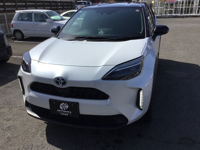 TOYOTA / YARIS CROSS HYBRID