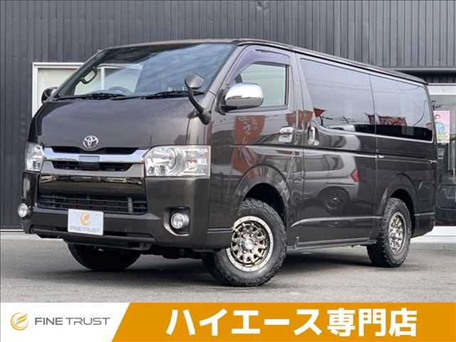 TOYOTA / HIACE van 4WD