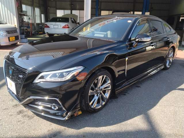 TOYOTA / CROWN sedan hybrid