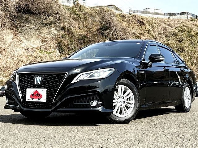 TOYOTA / CROWN sedan hybrid