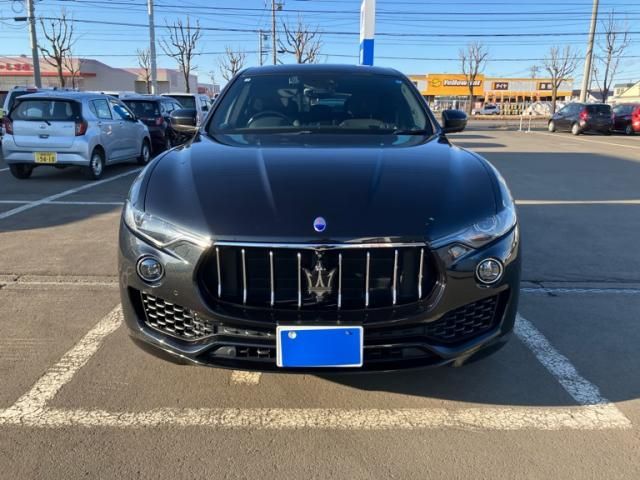 MASERATI / MASERATI Levante