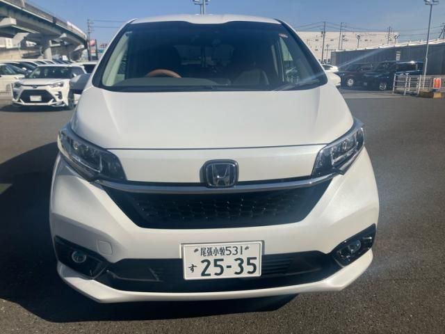 HONDA / フリードプラスハイブリッド