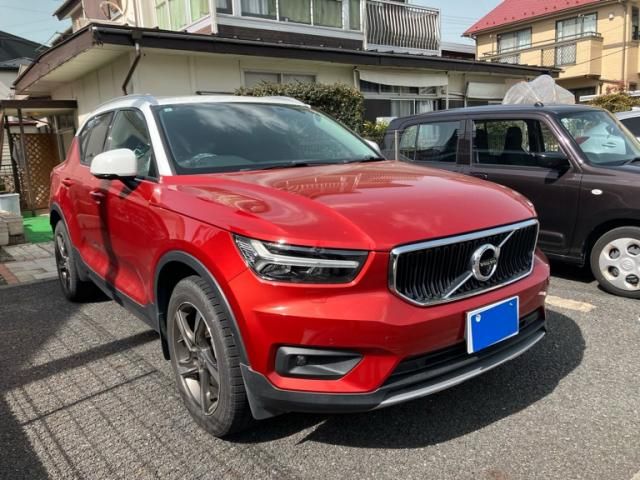 VOLVO / VOLVO XC40