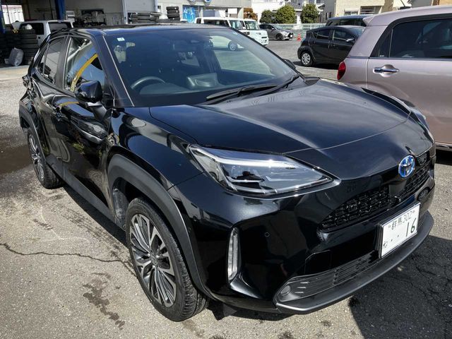 TOYOTA / YARIS CROSS HYBRID