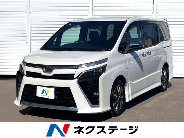 TOYOTA / VOXY
