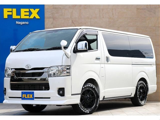 TOYOTA / HIACE van 4WD