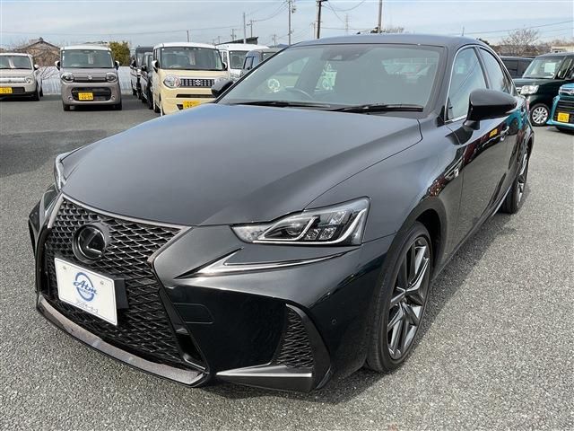 TOYOTA / LEXUS IS300