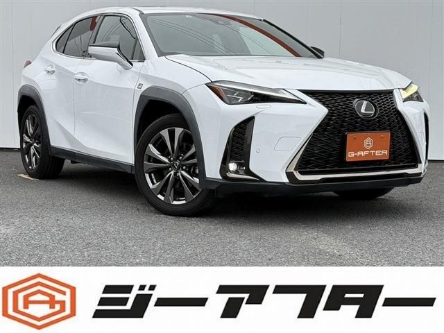 TOYOTA / LEXUS UX200