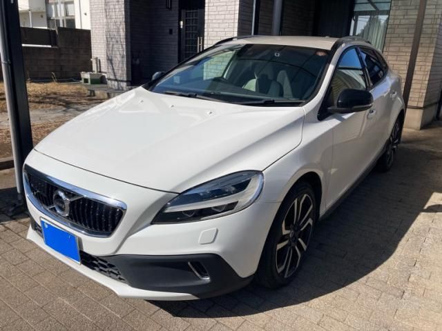VOLVO / VOLVO V40 CROSS COUNTRY