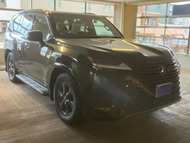 TOYOTA / LEXUS LX600