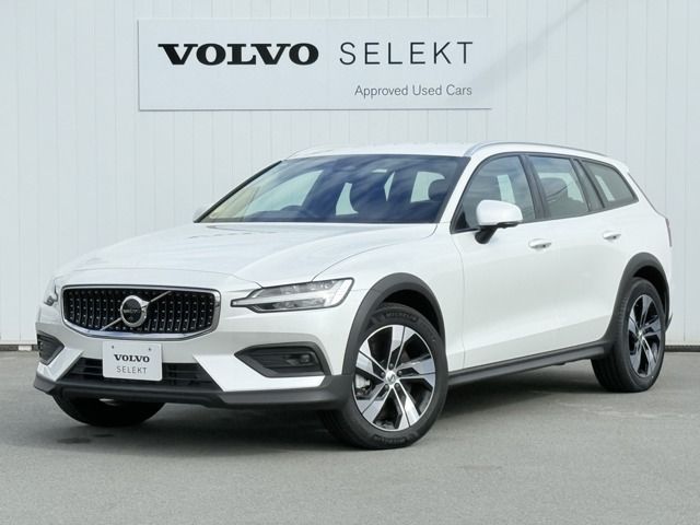Japanese used car Ref# 1531138 VOLVO / VOLVO V60 CROSS COUNTRY