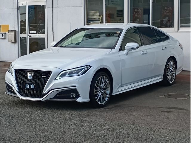 TOYOTA / CROWN sedan hybrid