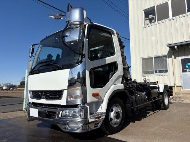 Japanese used car Ref# 1531387 MITSUBISHI FUSOU / FIGHTER