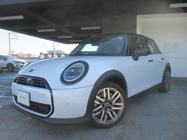 Japanese used car Ref# 1532087 BMW / MINI COOPER 5DOOR