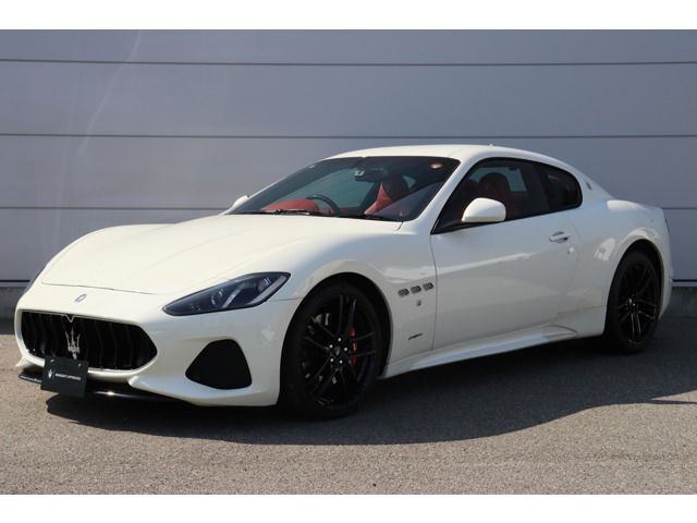 MASERATI / MASERATI GRANTURISMO
