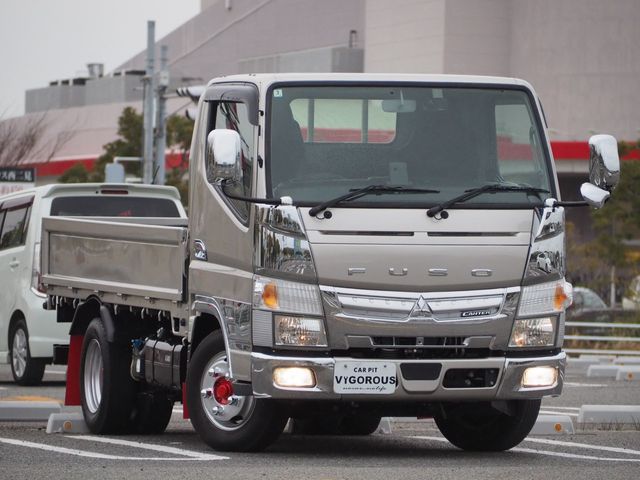 MITSUBISHI / CANTER