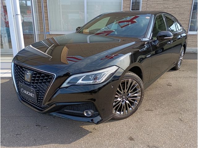 TOYOTA / CROWN sedan hybrid 4WD