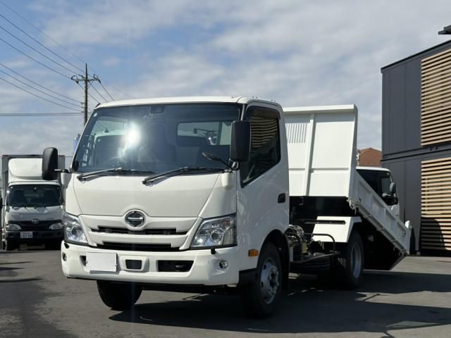 Japanese used car Ref# 1533093 HINO / DUTRO