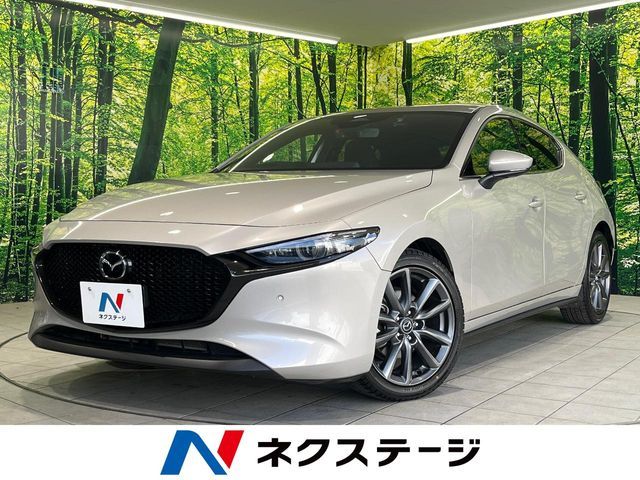 Japanese used car Ref# 1533808 MAZDA / MAZDA3 FASTBACK