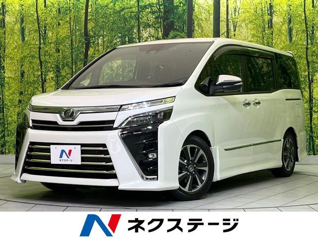 TOYOTA / VOXY