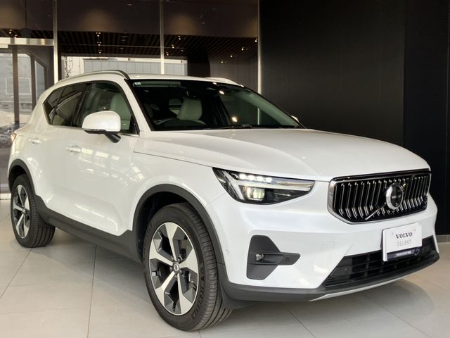 VOLVO / VOLVO XC40
