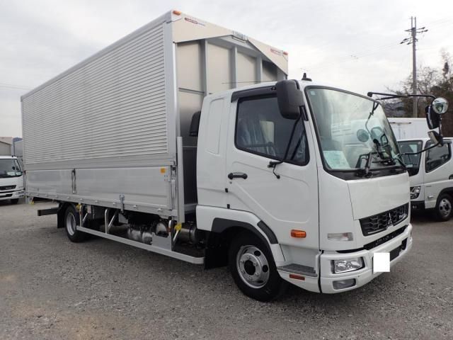 Japanese used car Ref# 1534932 MITSUBISHI FUSOU / FIGHTER