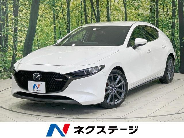Japanese used car Ref# 1535031 MAZDA / MAZDA3 FASTBACK