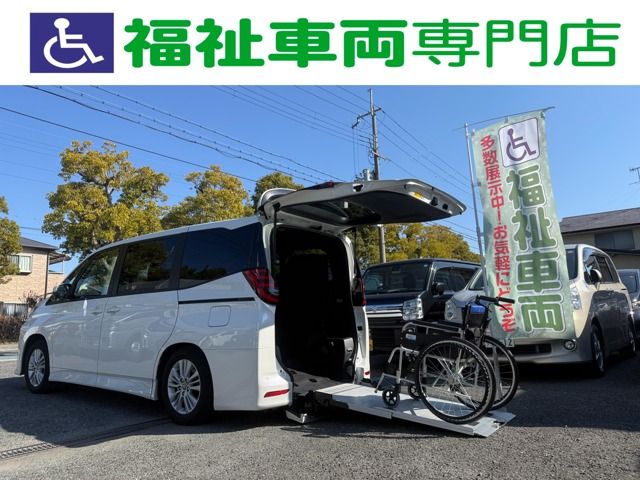 TOYOTA / NOAH