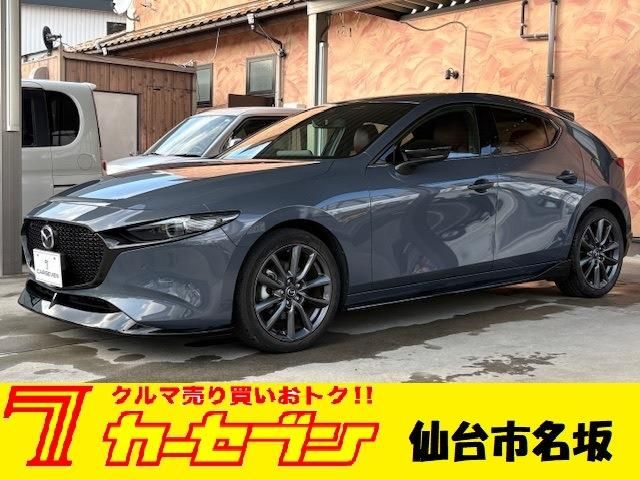 Japanese used car Ref# 1535991 MAZDA / MAZDA3 FASTBACK