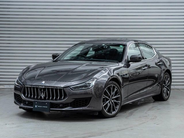 MASERATI / MASERATI GHIBLI Sedan