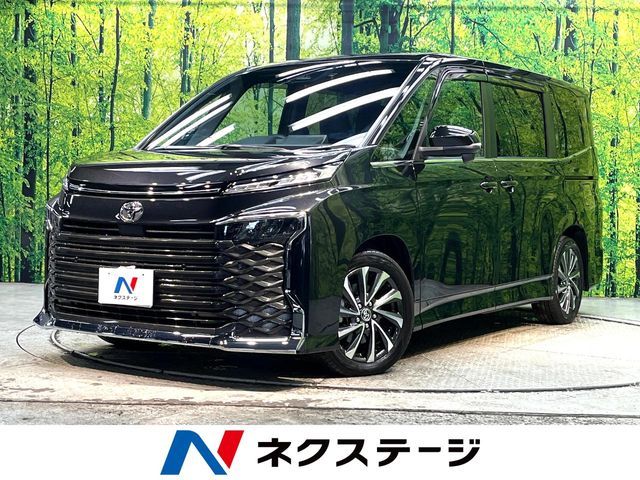 TOYOTA / VOXY