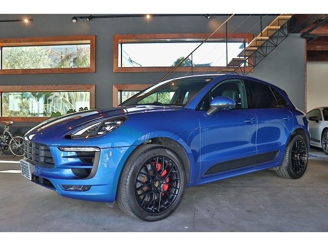 PORSCHE / PORSCHE Macan