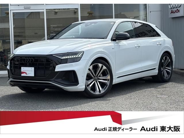 AUDI / AUDI Q8