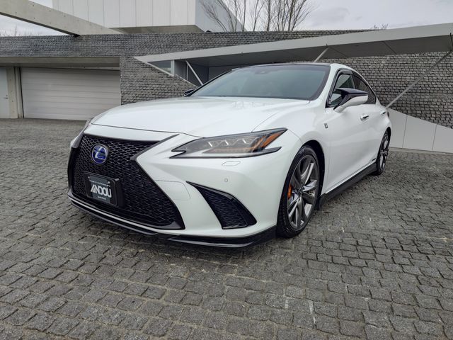 TOYOTA / LEXUS ES300h