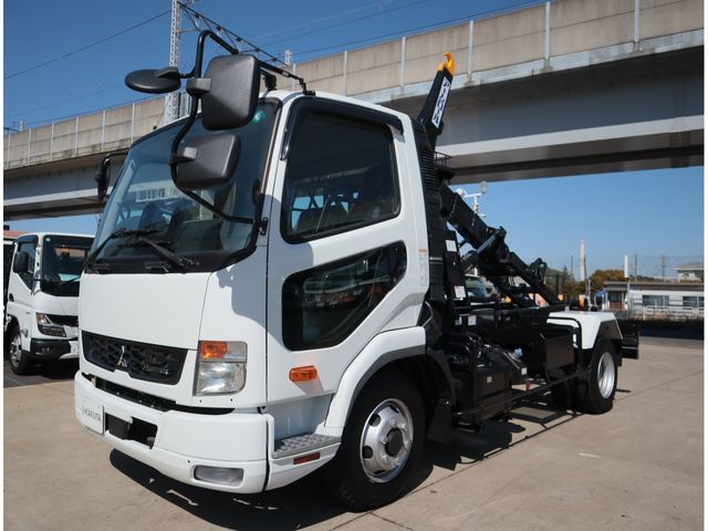 MITSUBISHI FUSOU / FIGHTER