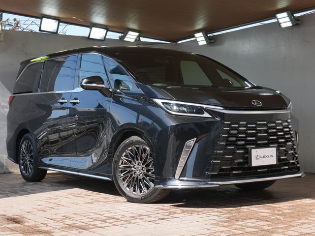 TOYOTA / ﾚｸｻｽ LM500h