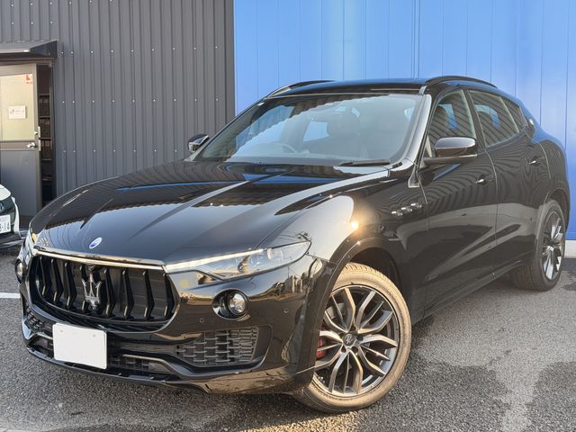 MASERATI / MASERATI Levante
